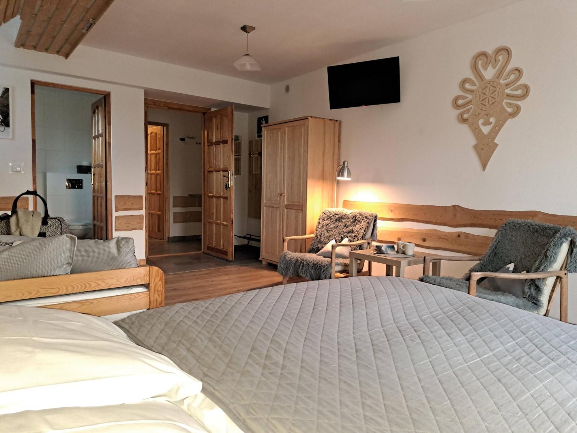 Przy Szlaku Zakopane Centrum Pokoje & Apartamenty — Photos 2